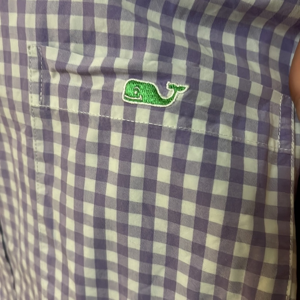 Vineyard Vines Button Down - image 3